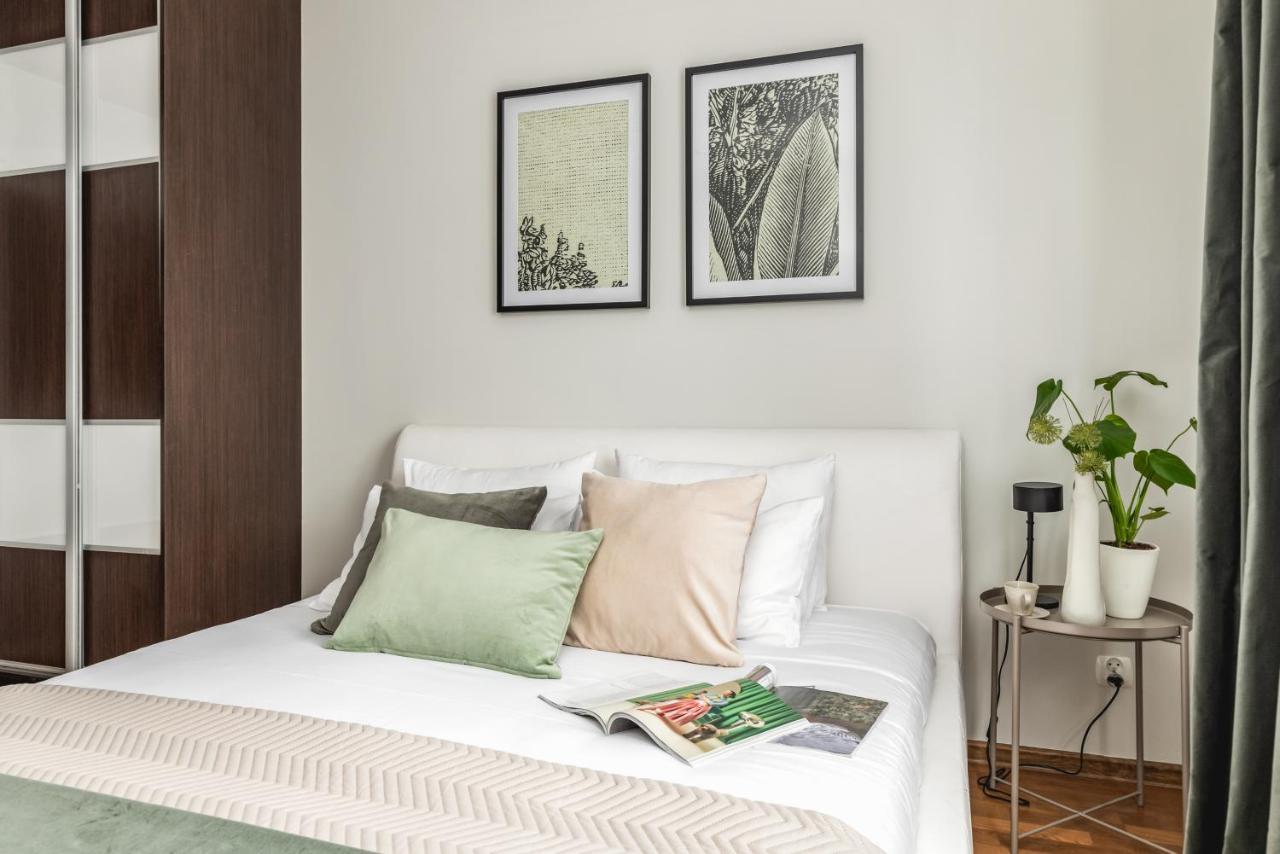 Ts New Town Comfy & Roomy Apartment *
